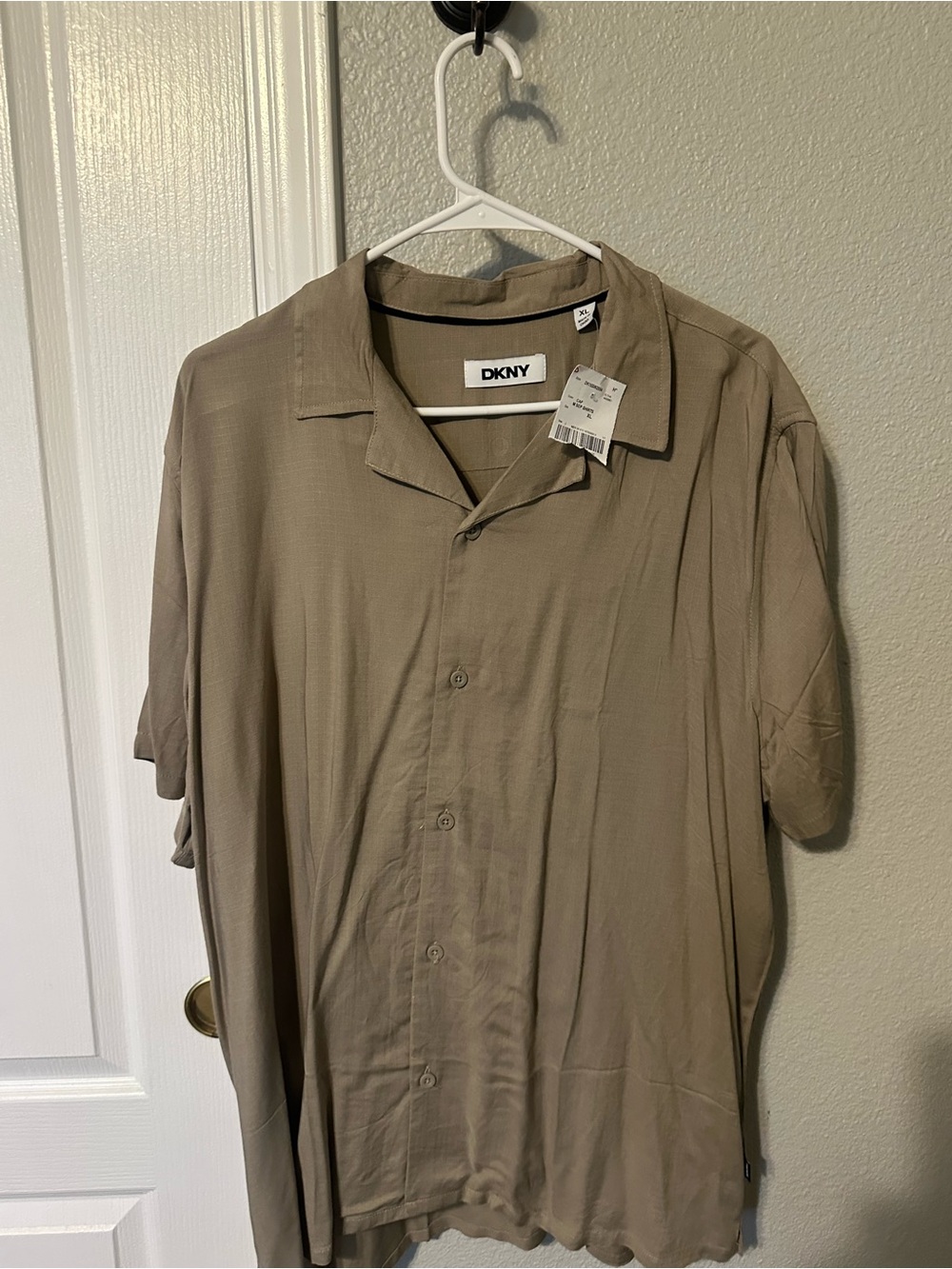 Dkny Men's Short Sleeve Button-Down Shirt in Beige